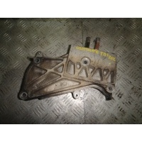 Кронштейн ДВС Santa Fe (01-06)/Sportage (04-10) 2.0 CRDI D4EA R б\у (арт. 2167027000)