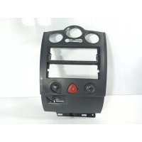 Megane 2 ii 03 - 09 рамка радио с с помощью ридера карт oe 8200074331