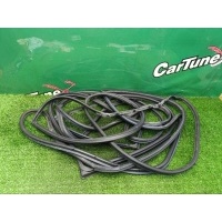 Уплотнители дверей Mercedes-Benz E W210 1999 A2107200178