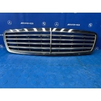 решетка радиатора Mercedes-benz с200 W203 2004 A2038800183, A2038800223