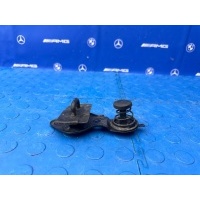 замок капота Mercedes-benz e320 CDI W211 2008 A2118800360