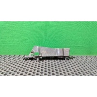 Кронштейн крепления бампера переднего Audi A4 B8 2010 8K0 807 284