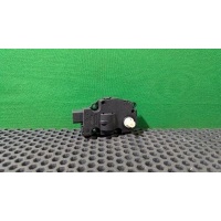 Моторчик заслонки печки Audi A4 B8 2010 EFB330, K9749