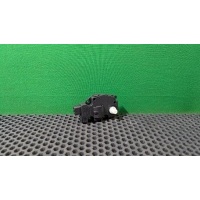 Моторчик заслонки печки Audi A4 B8 2010 EFB330, K9749