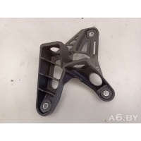 Кронштейн Volkswagen Golf 5 2008 1K0711789G