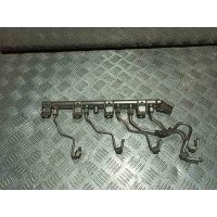 Рампа топливная BMW 7 F01/F02 (08-15) R б\у (1-4 цилиндр) (арт. 13537547599)