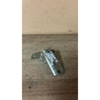 Петля двери Lancer 10 Chevrolet 5702A063 5702A063