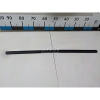 Накладка стекла заднего правого Suzuki Liana (2001 - 2007) 8373954G00