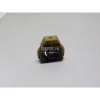 Кронштейн радиатора VAG Polo (2001 - 2009) 6Q0121367