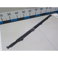 Накладка стекла переднего правого VAG Polo (2001 - 2009) 6Q4837478B5AP