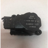 Сервопривод печки Мерседес W164 Mercedes W164 ML 2005-2011 A1648202042