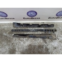 Кронштейн накладки порога Mercedes W164 Mercedes W164 ML 2005-2011 A1646982827