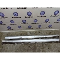 Порог пластиковый Mercedes W251 Mercedes W251 R 2005-2015 2516980354