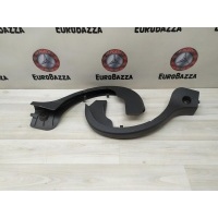 Накладка петли крышки багажника Mercedes W204 Mercedes W204 C 2007-2014 A2048210289