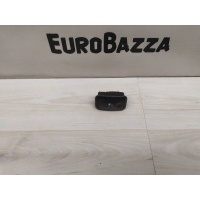 Кнопка открывания багажника Mercedes W204 Mercedes W204 C 2007-2014 A2048707051