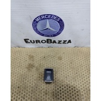 Кнопка стеклоподъемника Mercedes W204 Mercedes W204 C 2007-2014 A2048707358