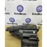 Корпус воздушного фильтра Mercedes W203 M271 Mercedes W203 C 2000-2007 A2710900901