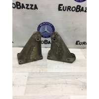 Кронштейн двигателя Mercedes М112 Mercedes W215 CL 1999-2006 A1122232104