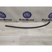 Патрубок расширительного бачка Mercedes W163 Mercedes W163 ML 1997-2005 A1635010284