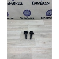 Кронштейн крепления бампера Mercedes W204 Mercedes W204 C 2007-2014 A2048800130