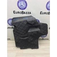 Крышка двигателя Mercedes Om651 Mercedes W207 E 2010> A6510101867