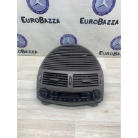 Дефлектор центральный с климатом Mercedes W211 Mercedes W211 E 2002-2009 A2118300054