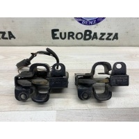Замок капота Mercedes W220 Mercedes W220 S 1998-2005 2208800060