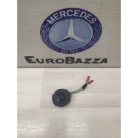 Динамик в треугольник двери Mercedes W208 Mercedes W208 CLK 1997-2002 A2088201002