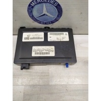 Блок управления радиоприемником Mercedes W219 Mercedes W219 CLS 2004-2011 A1698270162