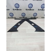 Накладка задней форточки Mercedes X164 Mercedes X164 GL 2006-2012 A1646700487