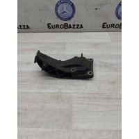 Кронштейн опоры двигателя Mercedes М266 Mercedes W169 A 2004-2012 A2662230704