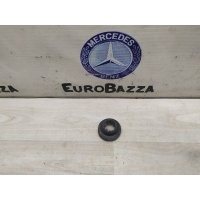 Крепление радиатора Mercedes W204 Mercedes W204 C 2007-2014 A2035040012