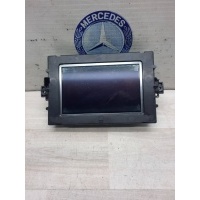 Центральный дисплей в торпедо Mercedes W204 Mercedes W204 C 2007-2014 A1729016600