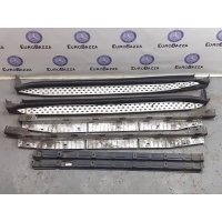 Подножка Mercedes X164 Mercedes X164 GL 2006-2012 A1646900110