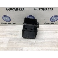 Кронштейн аптечки Mercedes W203 Coupe Mercedes W203 C 2000-2007 A2038990114