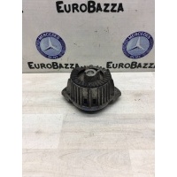 Опора двигателя правая Mercedes W212 Mercedes W212 E 2009> A2042405017
