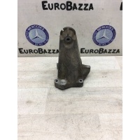 Кронштейн двигателя левый Mercedes M271 Mercedes W204 C 2007-2014 A2712231904