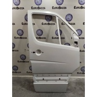 Дверь передняя правая Mercedes W906 Sprinter Mercedes Sprinter W906 2006> A9067200105