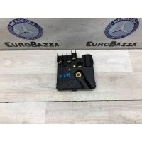 Крышка клемника Mercedes W211 Mercedes W211 E 2002-2009 A2119820402