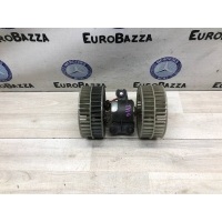 Моторчик печки Mercedes W639 Mercedes W639 Vito Viano 2003-2014 A0008358304