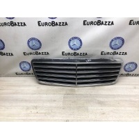 Решетка радиатора Mercedes W208 Mercedes W208 CLK 1997-2002 A2088800085