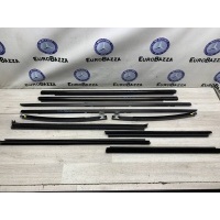 Молдинг стекла дверей Mercedes W211 Mercedes W211 E 2002-2009 A2117200124