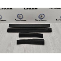 Накладка порога внутренняя Mercedes W204 Mercedes W204 C 2007-2014 A2046860336