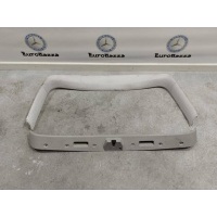 Накладка крышки багажника Mercedes W211 Wagon Mercedes W211 E 2002-2009 A2117470187