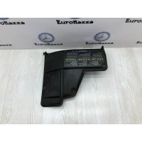 Крышка короба блока предохранителей Mercedes W163 Mercedes W163 ML 1997-2005 A1635400082