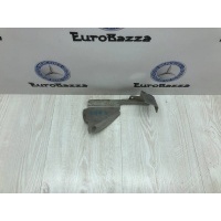 Кронштейн замка правой двери Mercedes W221 Mercedes W221 S 2005-2013 A2217230708