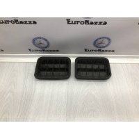Клапан вентиляции кузова Mercedes W209 Mercedes W209 CLK 2002-2009 A2038300142