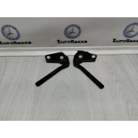 Петля капот Mercedes W163 Mercedes W163 ML 1997-2005 A1638800128