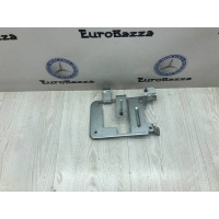 Кронштейн блока парктроников Mercedes W164 Mercedes W164 ML 2005-2011 A1648200814