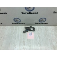 Кронштейн впускного коллектора Mercedes Om642 Mercedes W221 S 2005-2013 A6421410340